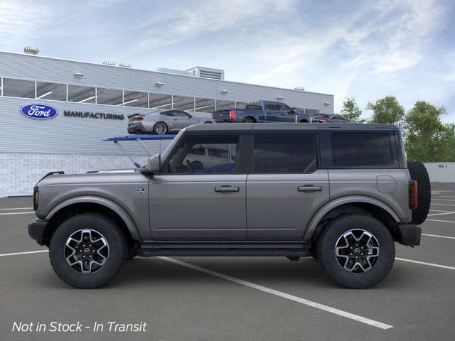 2024 Ford Bronco Outer Banks 4