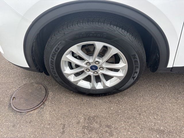 2020 Ford Escape SE photo