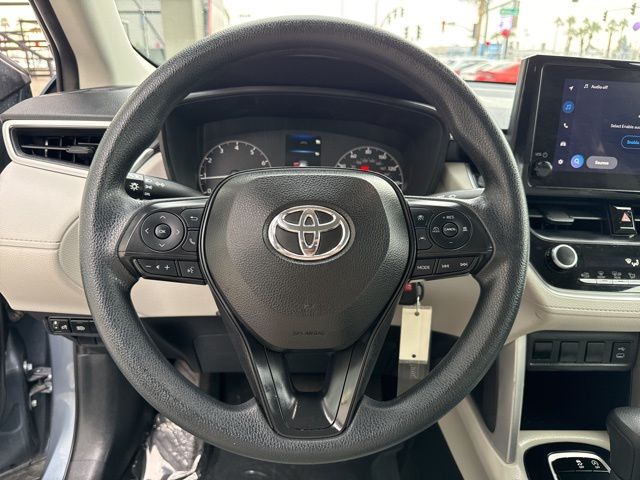 2023 Toyota Corolla Cross L 14