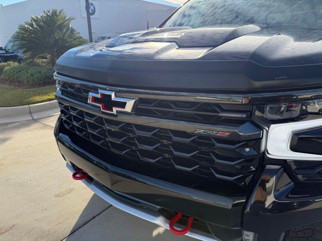 Used 2022 Chevrolet Silverado 1500 ZR2 with VIN 3GCUDHEL6NG598847 for sale in Diberville, MS