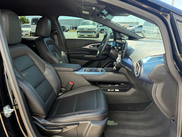 used 2025 Chevrolet Equinox EV car, priced at $25,882