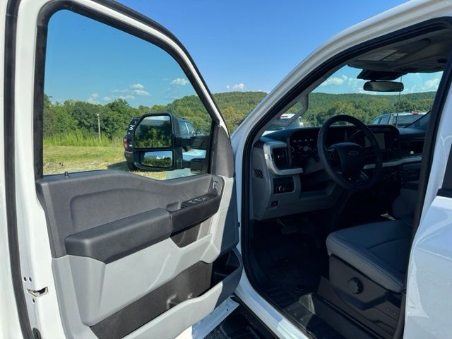Used 2026 White Ford XL image 12