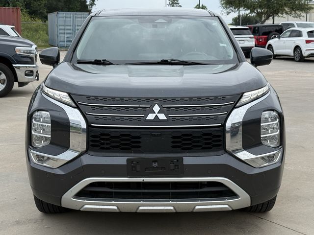 2024 Mitsubishi Outlander SE Black at Emmons Autoplex