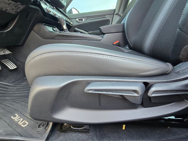 2025 Honda Civic Sport:168856B