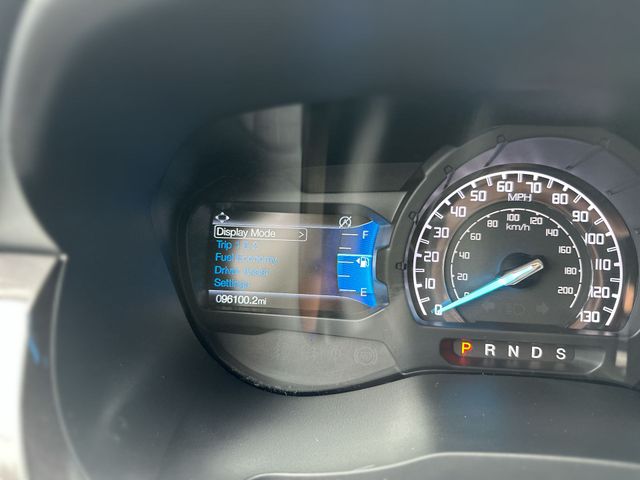 Used 2019 White Ford Lariat image 16