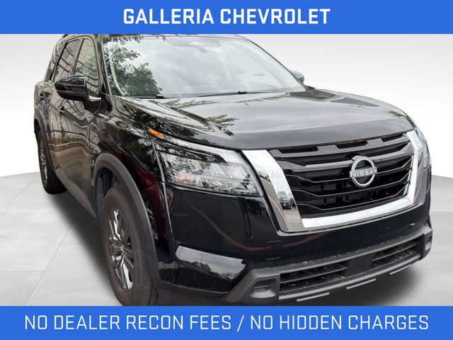 View vehicle photo 2