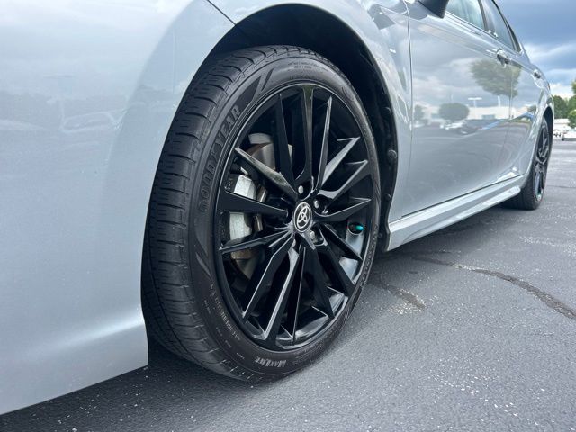 2022 Toyota Camry XSE - Photo 12