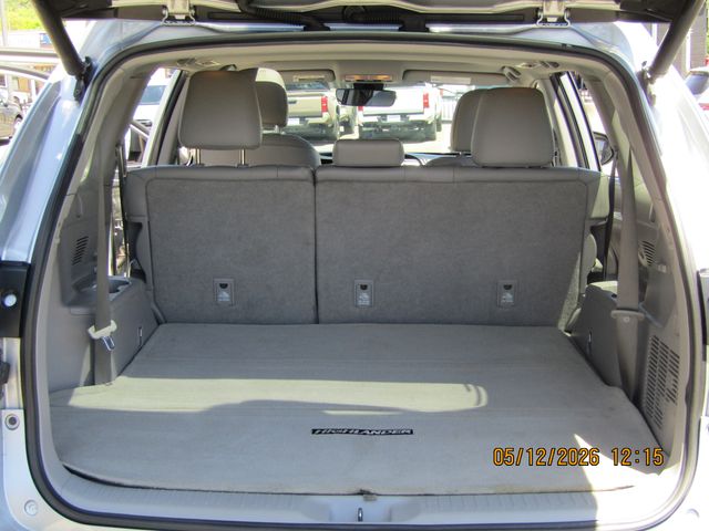 used 2019 Toyota Highlander car, priced at $25,499