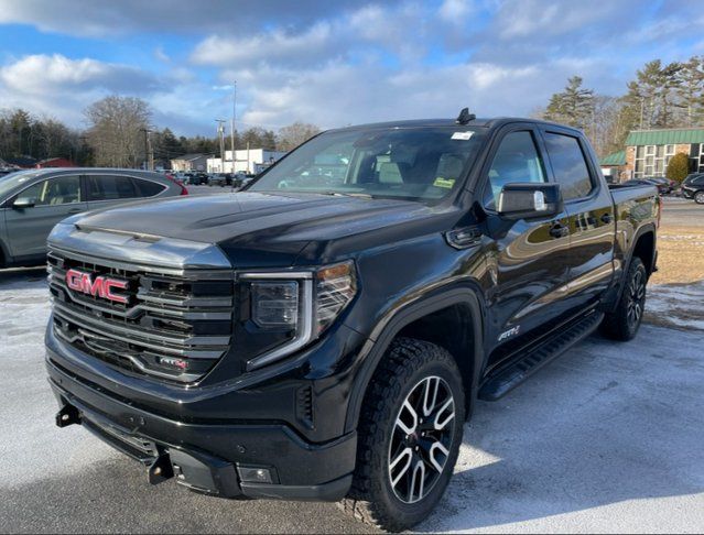 2023 GMC Sierra 1500 AT4 Crew Cab 4WD