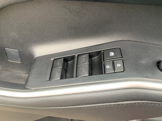 Used 2023 Toyota Highlander SUV