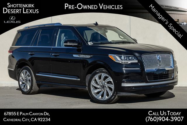 Infinite Black Metallic Clearcoat 2024 Lincoln Navigator SUV / Crossover Four-Wheel Drive Automatic