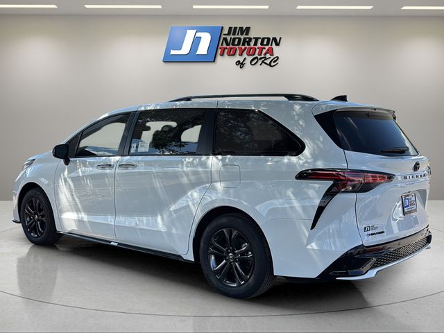 New 2026 Toyota Sienna Van