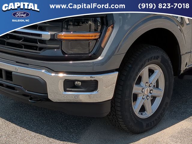 New 2026 Carbonized Gray Metallic Ford XLT image 18