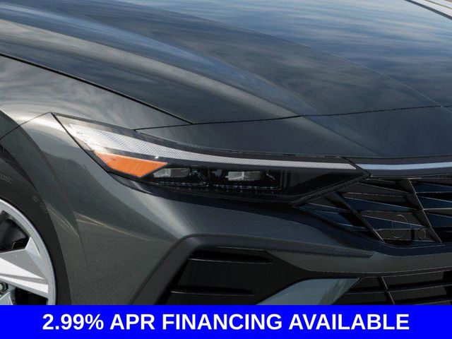 2025 Hyundai Elantra SE photo