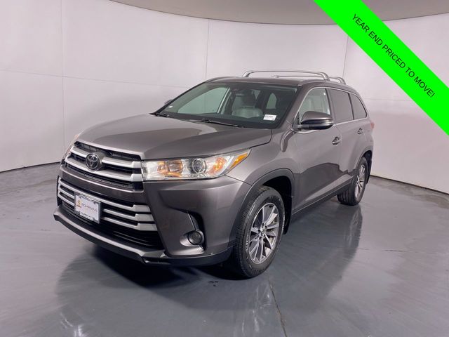 2019 Toyota Highlander XLE 2