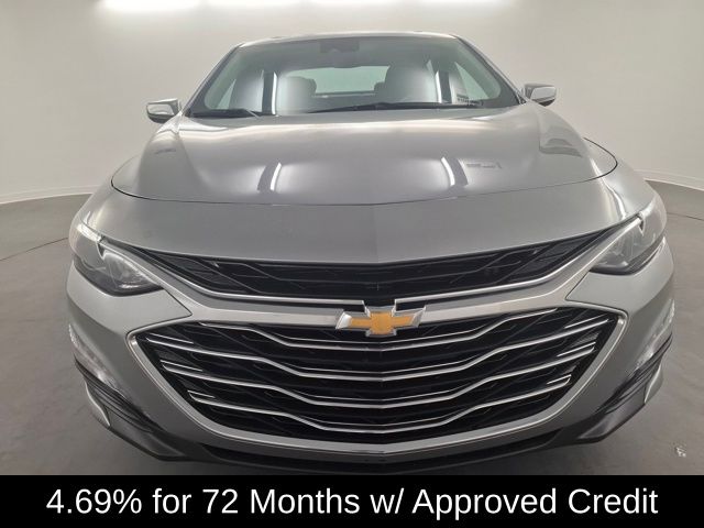 2024 Chevrolet Malibu LT — photo 2