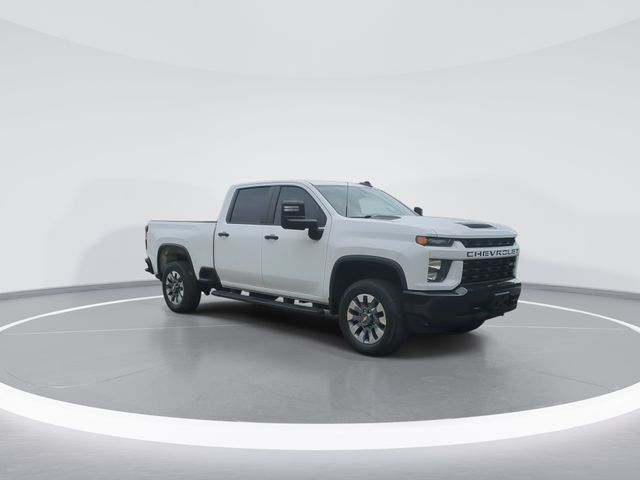 Used 2023 White Chevrolet Custom image 2