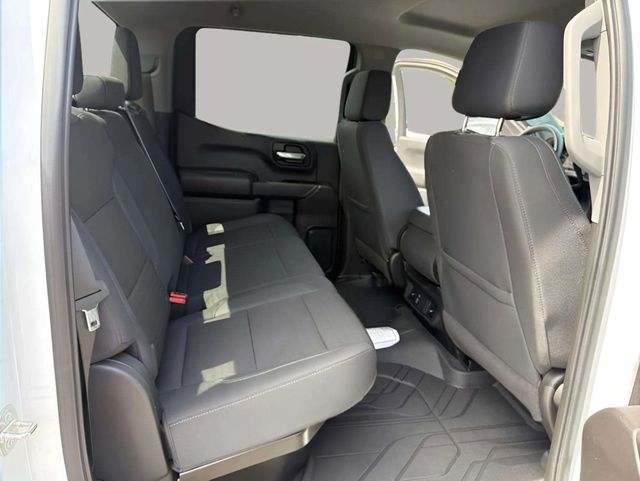 ChevroletSilverado 150024