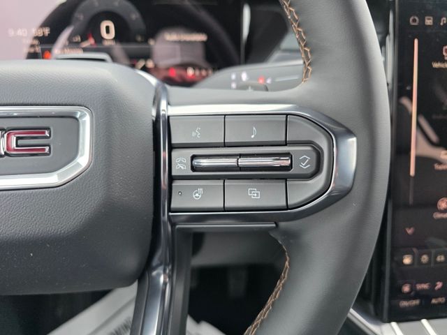 2025 GMC Acadia AWD AT4