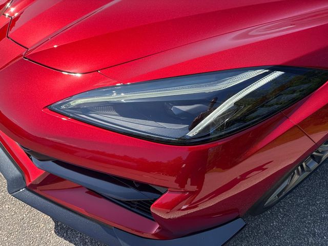 2025 Chevrolet Corvette - Image 10