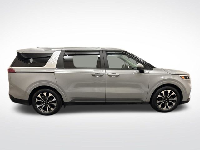 2024 Kia Carnival EX - Image 4