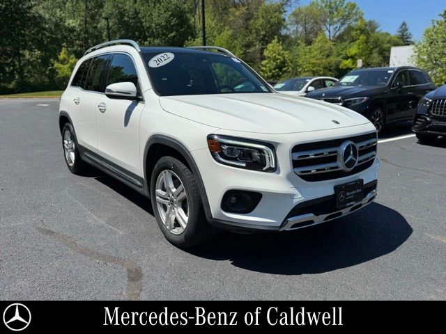 2022 Mercedes-Benz GLB GLB 250 4MATIC's photo