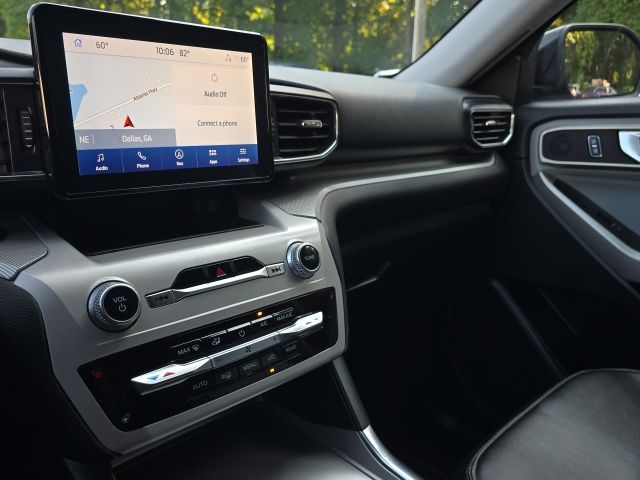 2023 Ford Explorer XLT:B02479