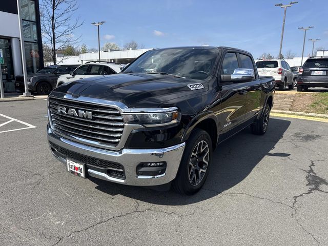 2025 RAM 1500 Laramie Crew Cab 4WD