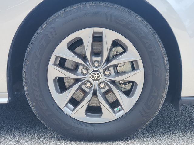 Used 2022 Toyota Sienna Van