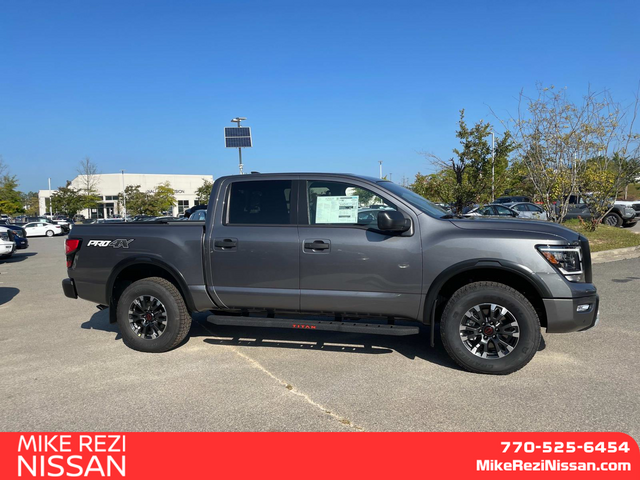 2024 Nissan Titan PRO-4X 2