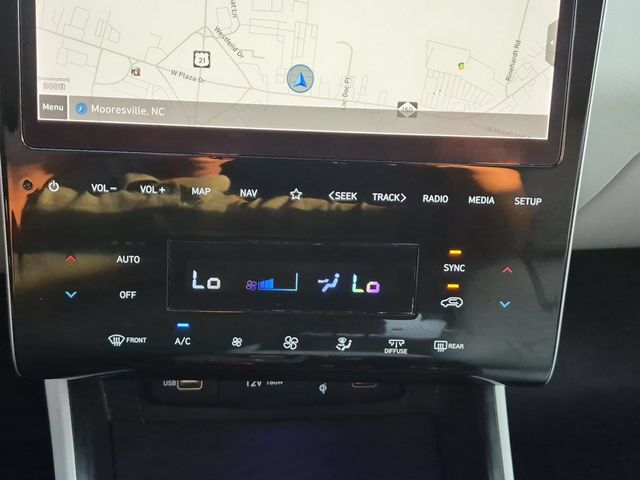 Used 2022 Silver Hyundai Limited image 26
