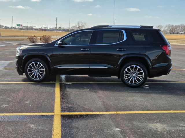 2022 GMC Acadia Denali