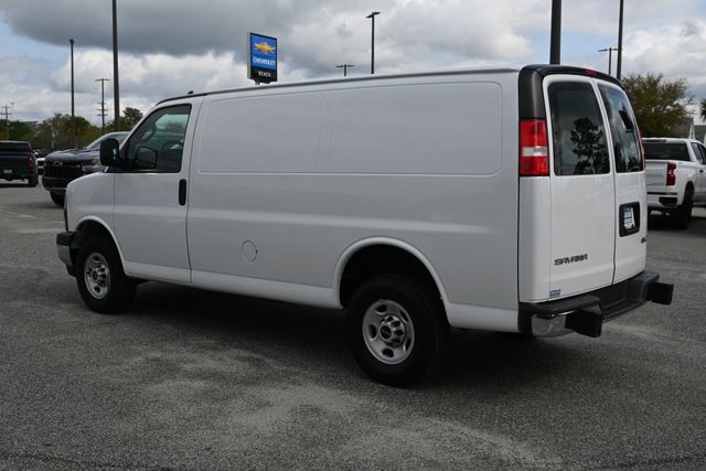 2023 GMC Savana 2500 Work Van photo