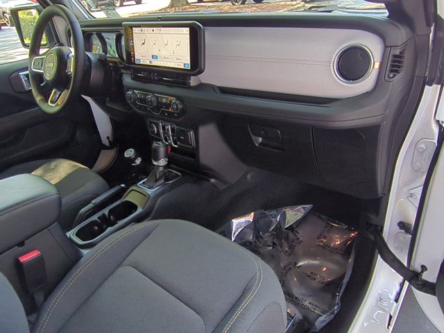 Used 2024 White Jeep Sahara 4xe image 33