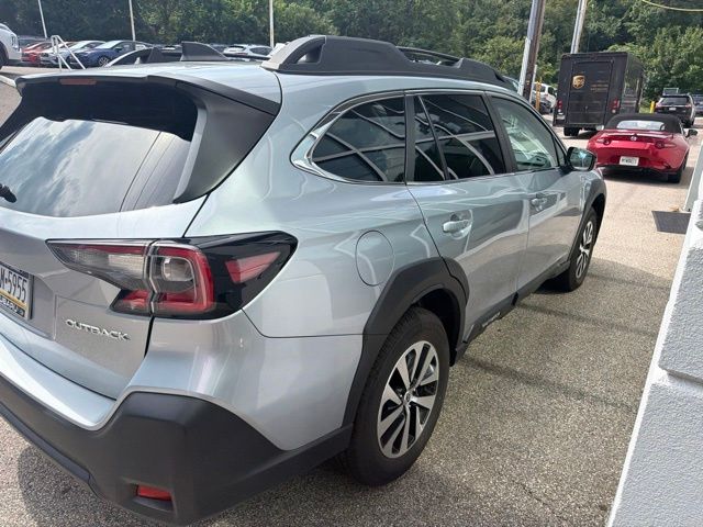 2024 Subaru Outback Premium Silver at Sutliff Volkswagen