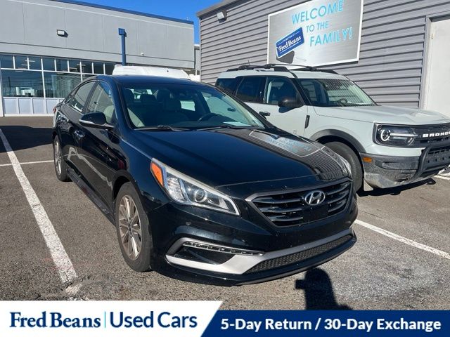 Phantom Black 2017 Hyundai Sonata Sedan Front-Wheel Drive 6-Speed Automatic