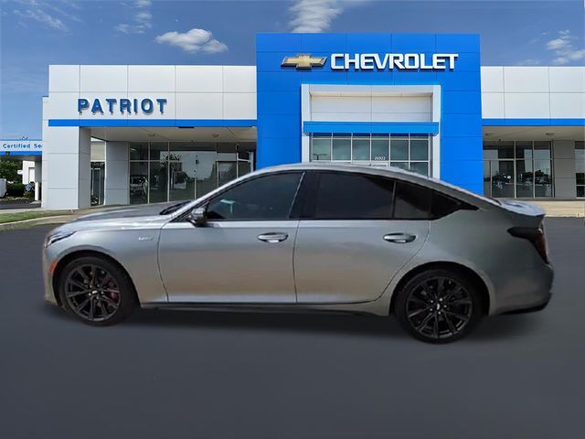 View vehicle photo 7