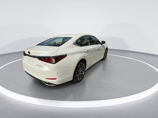 Used 2024 Lexus ES Sedan