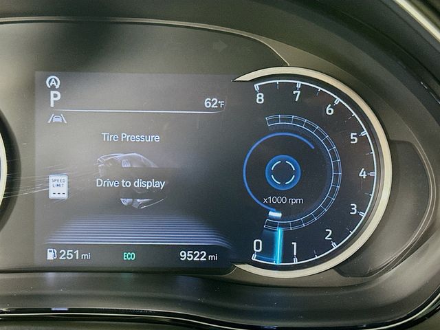 Thumbnail: 2025 Genesis GV70 - 12