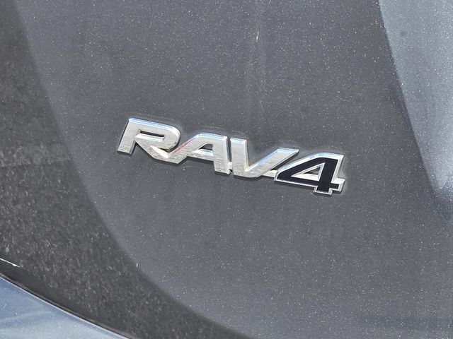 Used 2018 Toyota RAV4 SUV