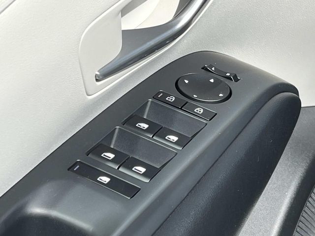 new 2026 Hyundai Tucson Hybrid car, priced at $33,540