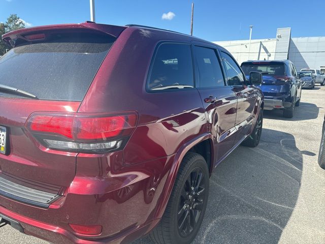 2017 Jeep Grand Cherokee Altitude 8