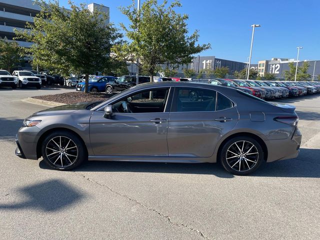 2021 Toyota Camry SE 6