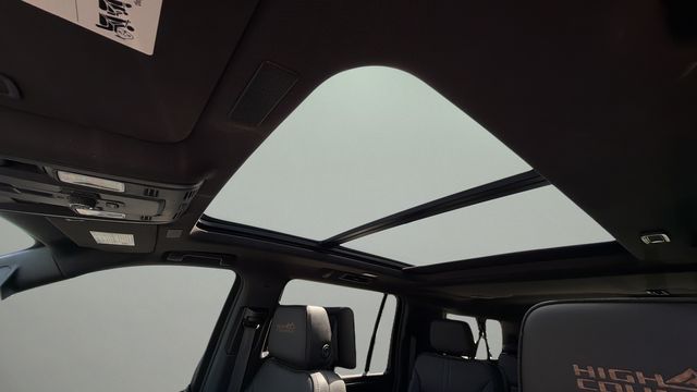 Used 2025 Black Chevrolet High Country image 19