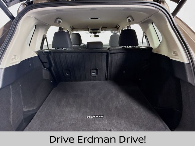 Used 2024 Nissan Rogue SUV