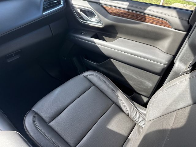 Used 2022 Gray Chevrolet High Country image 15