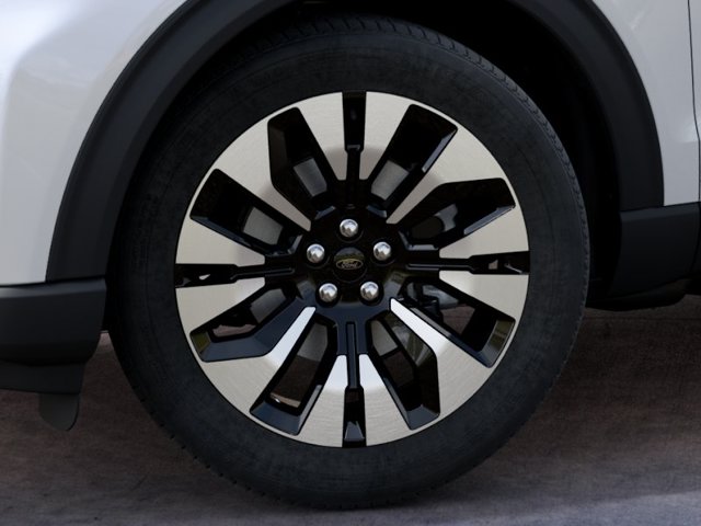 New 2027 White Ford Platinum image 19