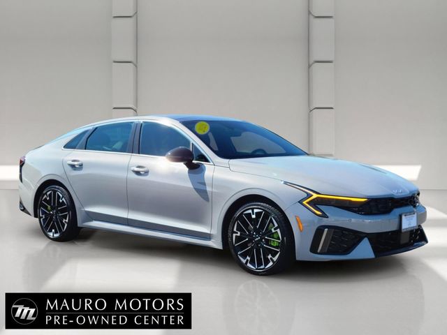 Wolf Gray 2026 Kia K5 Sedan Front-Wheel Drive 8-Speed Dual Clutch