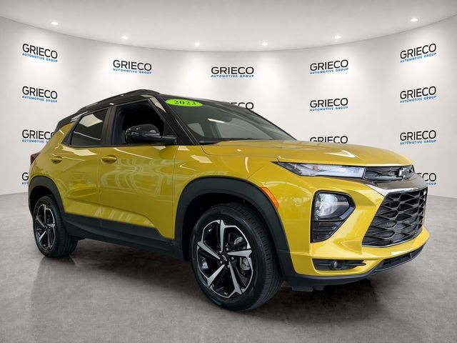 Nitro Yellow Metallic 2023 Chevrolet Trailblazer SUV / Crossover Front-Wheel Drive Continuously Variable Transmission
