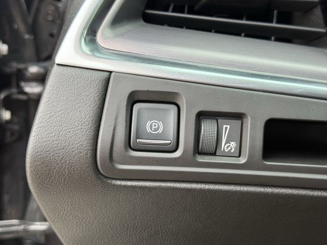 2018 Cadillac XT5 Luxury Gray at Bayway Cadillac of The Woodlands